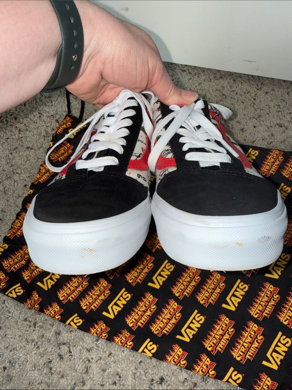 Custom Vans Stranger Things - Picture 5 of 11